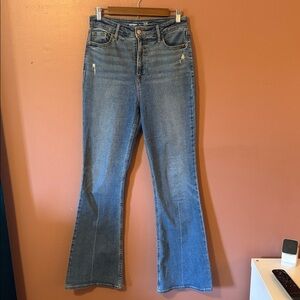 Old Navy Higher High Rise Flare Women's size 6 Medium Wash Blue Denim jeans